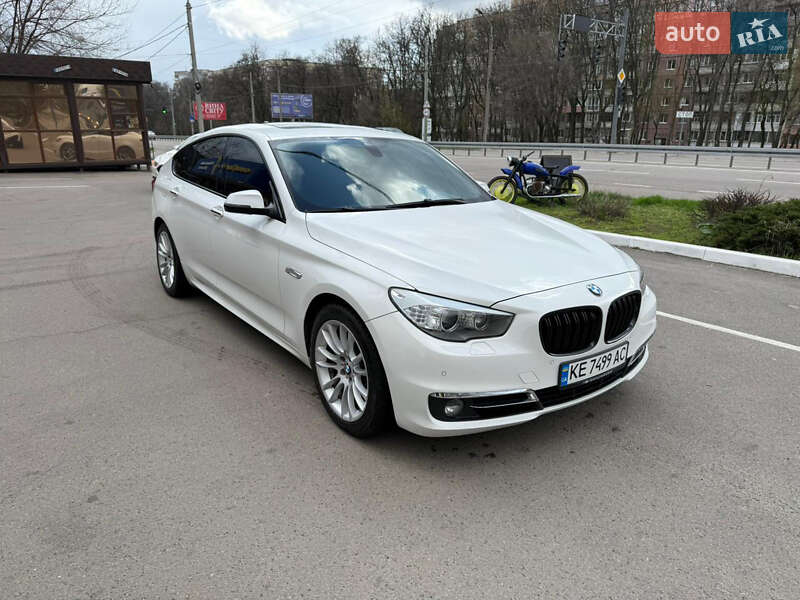 Лифтбек BMW 5 Series GT 2014 в 