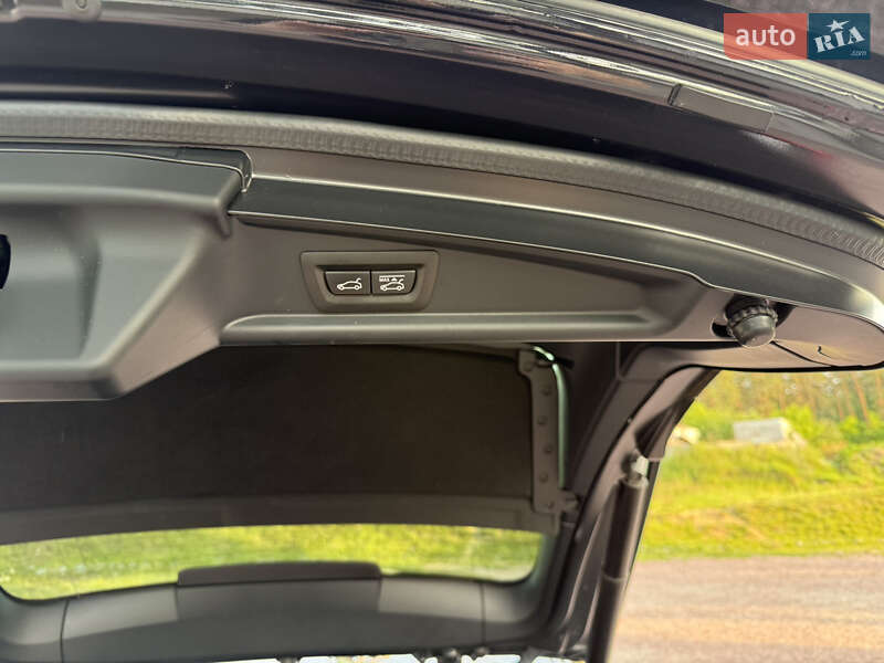 Лифтбек BMW 5 Series GT 2016 в Киеве фото 32 Лифтбек BMW 5 Series GT 2016 в Киеве