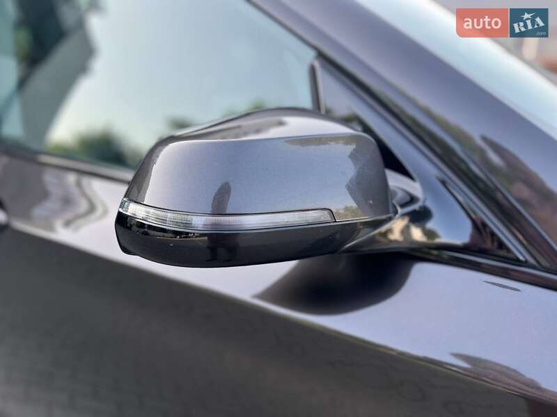 Лифтбек BMW 5 Series GT 2014 в Стрые