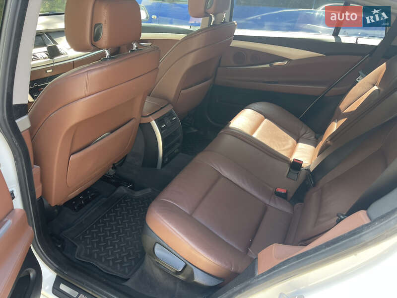 Седан BMW 5 Series GT 2013 в Тернополе