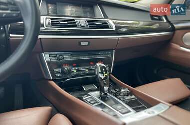 Лифтбек BMW 5 Series GT 2012 в 