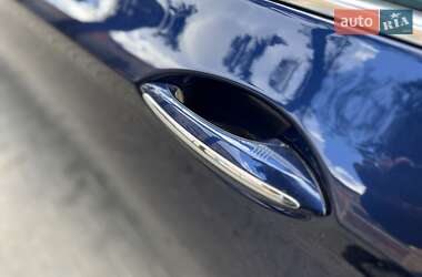 Лифтбек BMW 5 Series GT 2012 в 