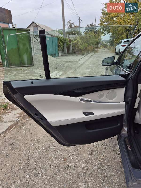 Ліфтбек BMW 5 Series GT 2012 в Дніпрі фото 12 Ліфтбек BMW 5 Series GT 2012 в Дніпрі