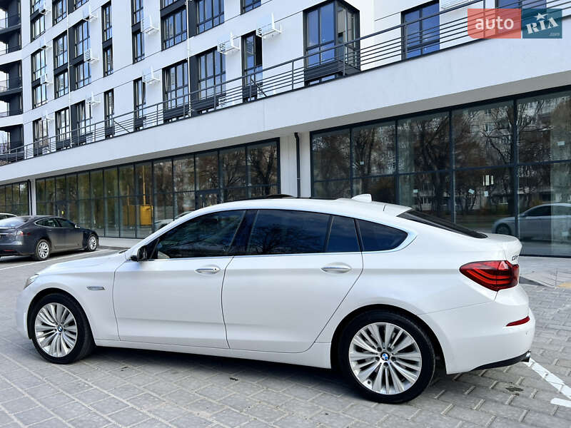 Лифтбек BMW 5 Series GT 2015 в Ровно