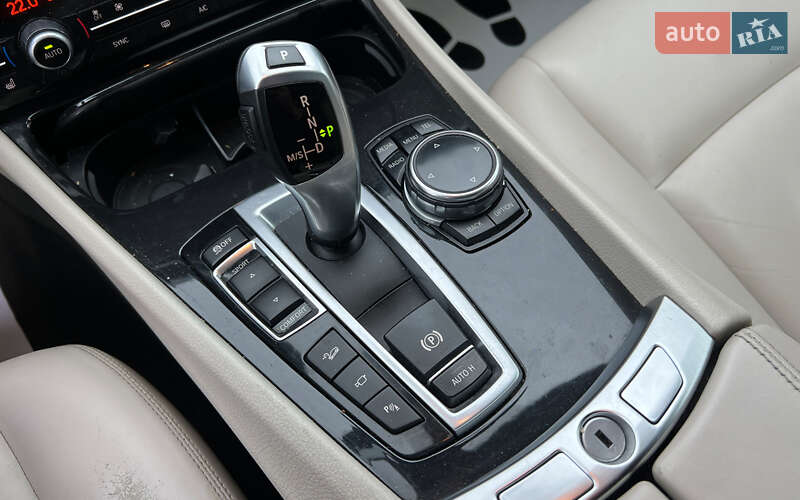 Лифтбек BMW 5 Series GT 2014 в Львове