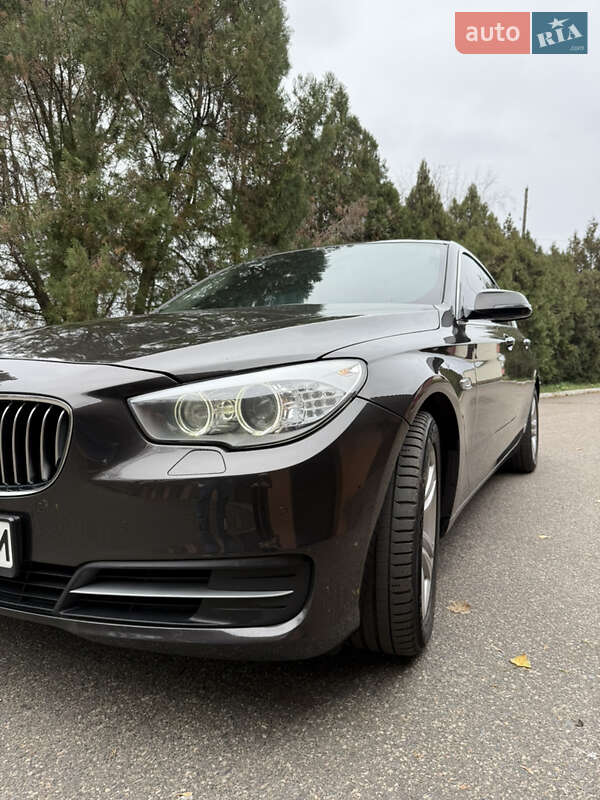 Лифтбек BMW 5 Series GT 2014 в Петропавловской Борщаговке