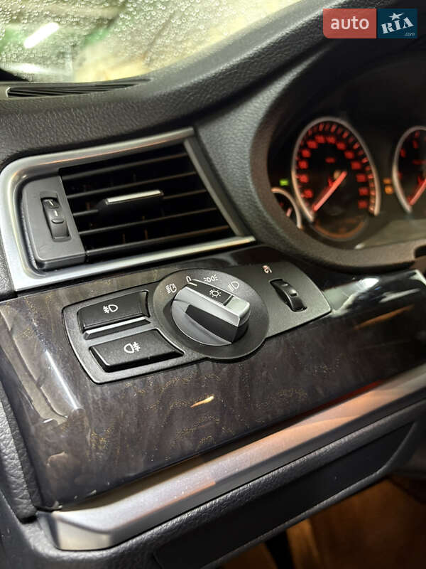 Лифтбек BMW 5 Series GT 2013 в Львове