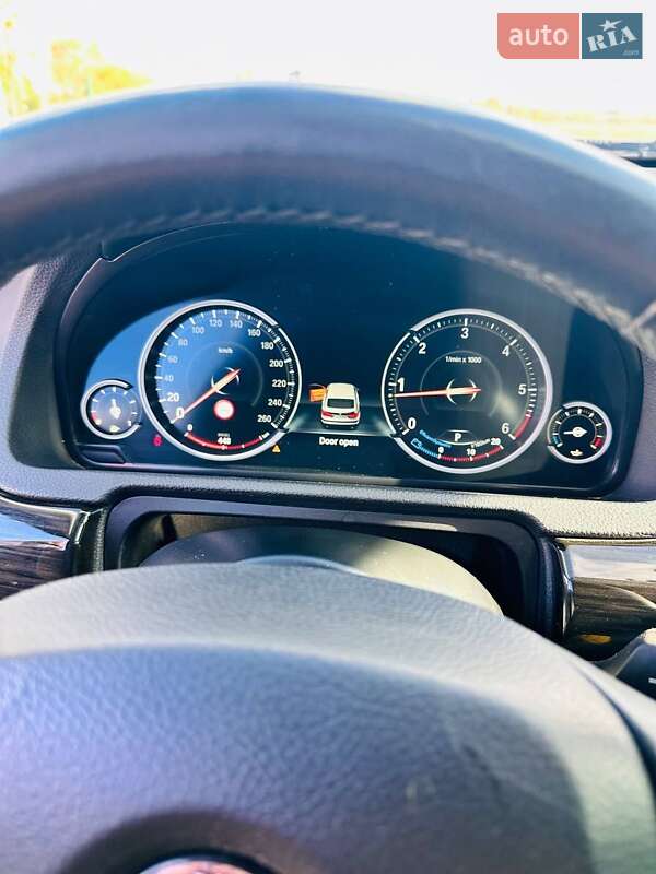 Ліфтбек BMW 5 Series GT 2013 в Новомосковську