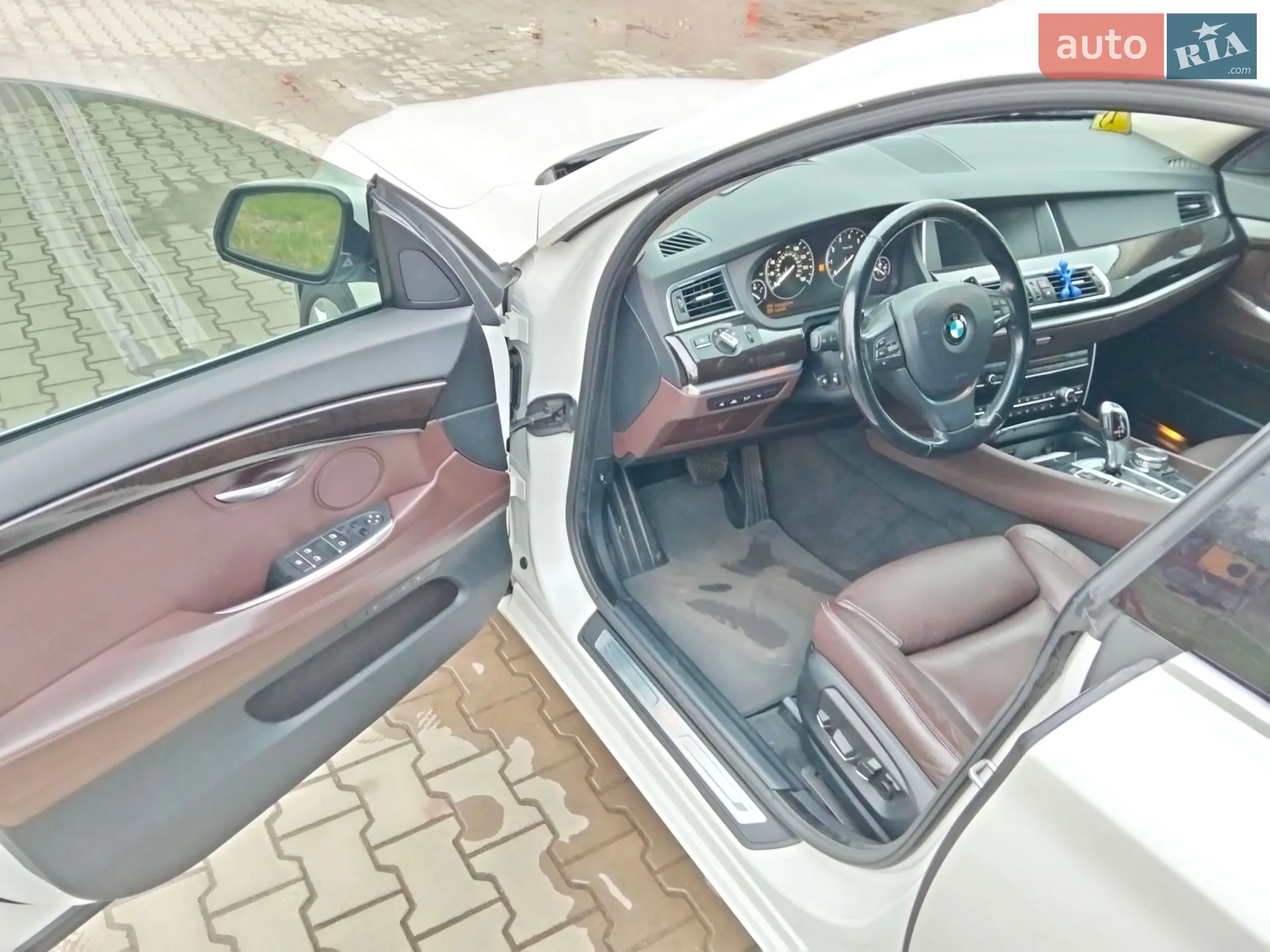 2016 BMW 5er - мініатюра 10