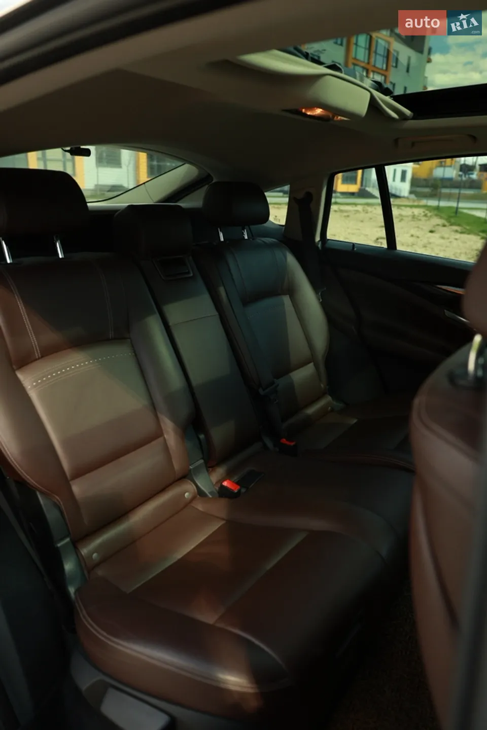 2016 BMW 5er - мініатюра 26