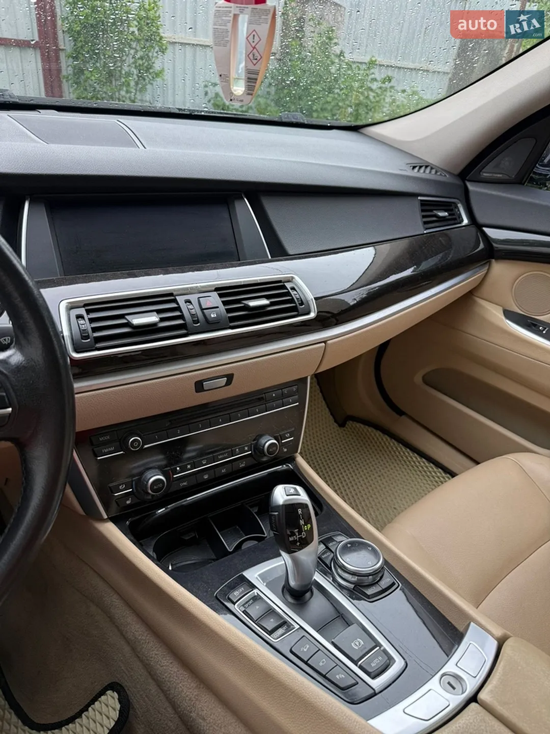 BMW 5 Series GT 2014 VIN WBA5M4C50ED183728 фото оголошення 27 з 32