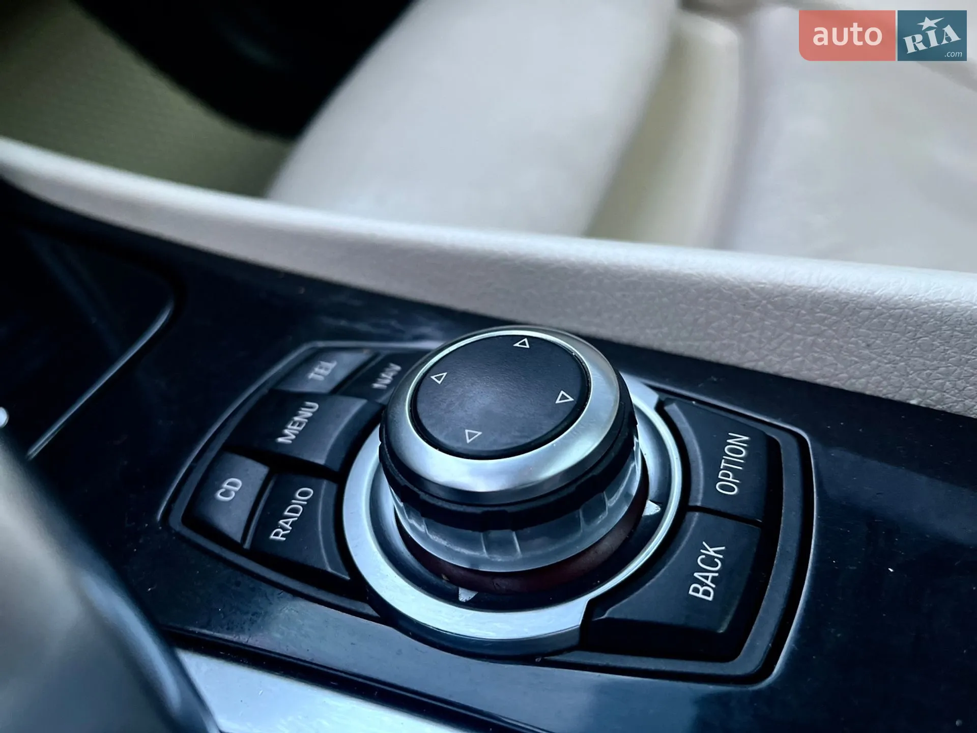 2010 BMW 5er - мініатюра 25