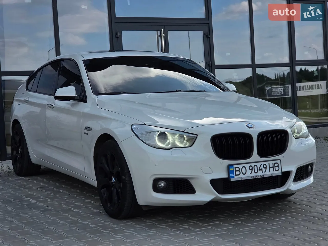 2010 BMW 5er - мініатюра 21