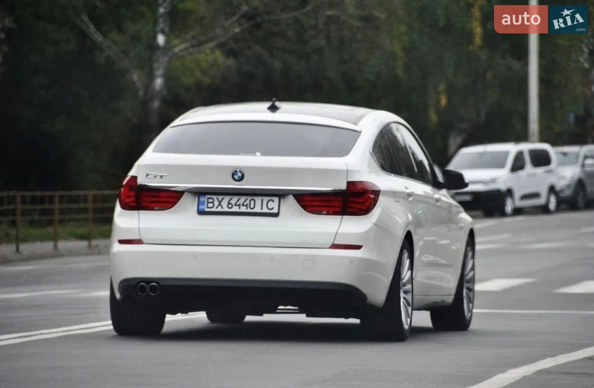 2013 BMW 5er - мініатюра 2