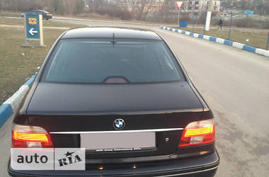 Седан BMW 5 Series 2002 в Лановцах