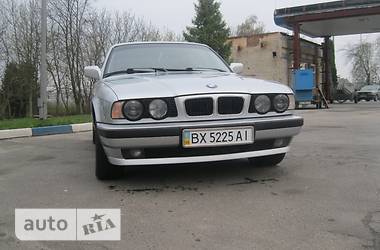 Седан BMW 5 Series 1995 в Хмельницком