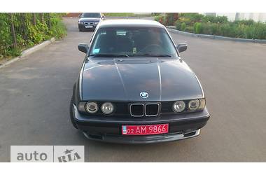 Седан BMW 5 Series 1990 в Виннице