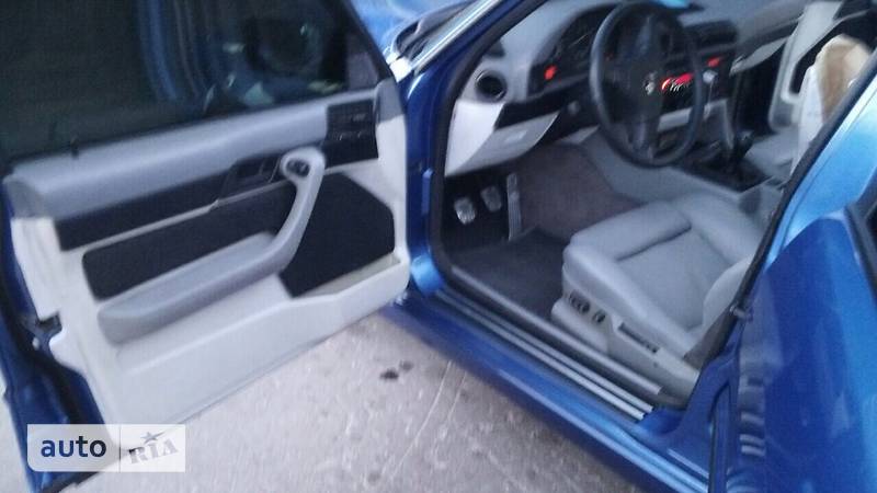 Седан BMW 5 Series 1993 в Киеве