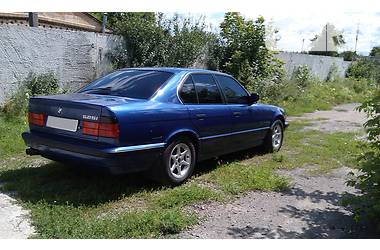 Седан BMW 5 Series 1992 в Полтаве