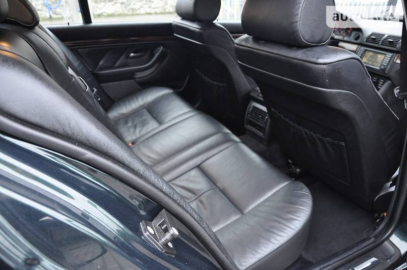 Седан BMW 5 Series 2002 в Ровно
