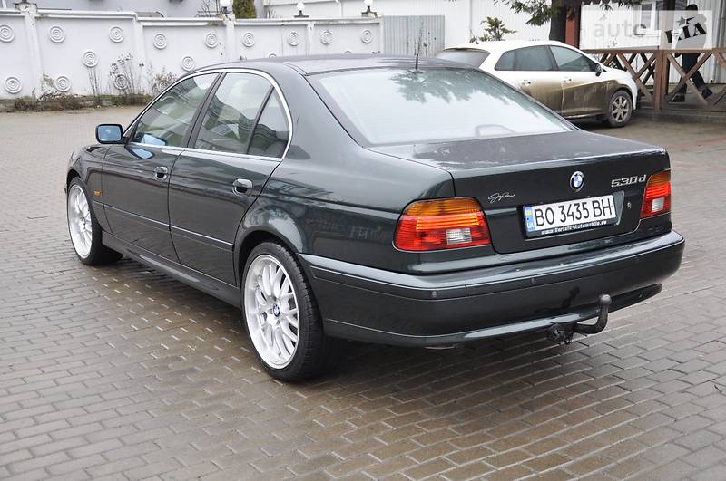 Седан BMW 5 Series 2002 в Ровно