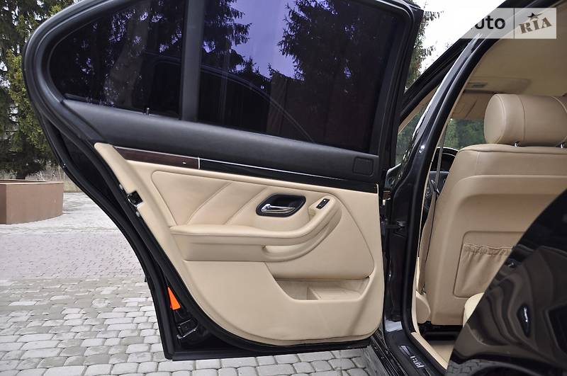 Седан BMW 5 Series 2003 в Ровно