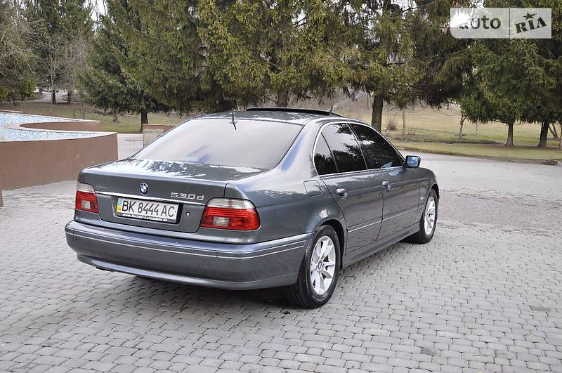 Седан BMW 5 Series 2003 в Ровно