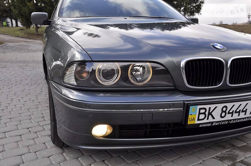 Седан BMW 5 Series 2003 в Ровно