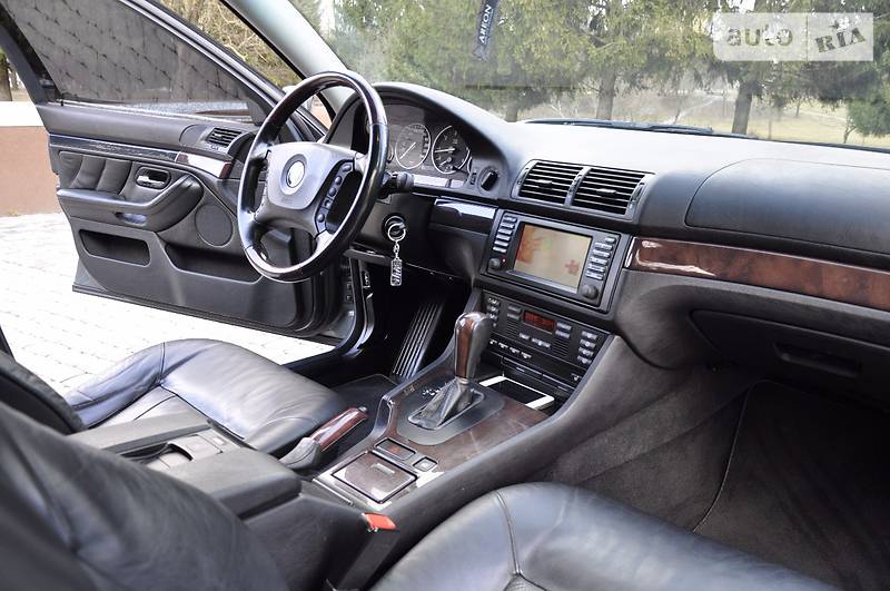 Седан BMW 5 Series 2003 в Ровно