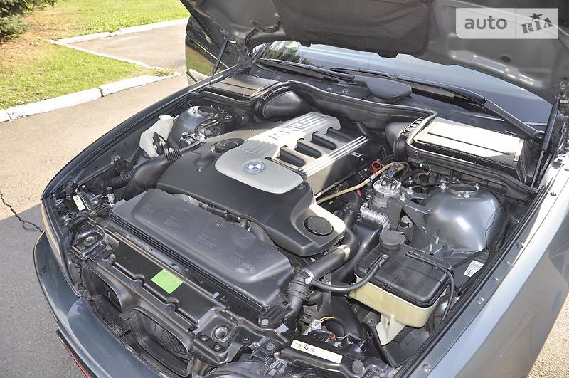 Седан BMW 5 Series 2003 в Ровно