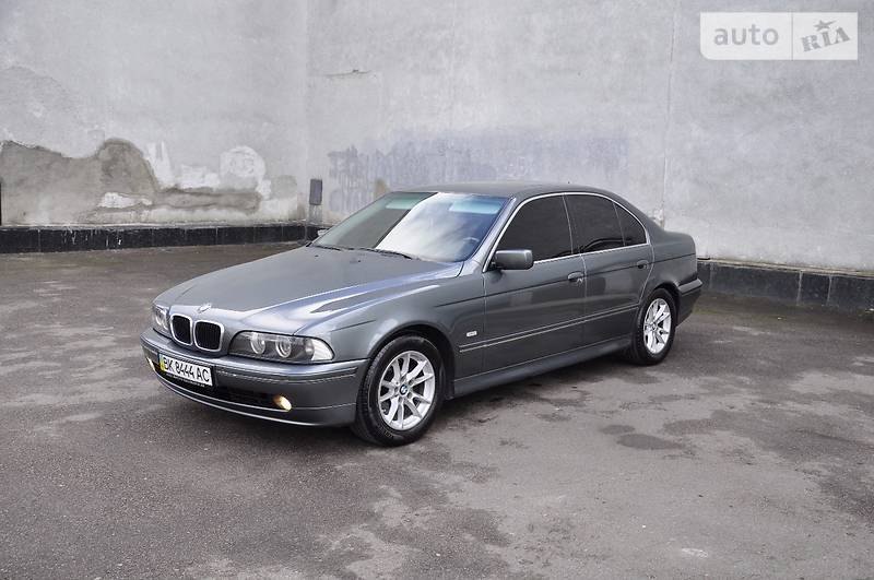 Седан BMW 5 Series 2003 в Ровно