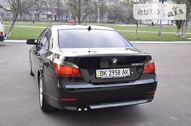 Седан BMW 5 Series 2004 в Ровно