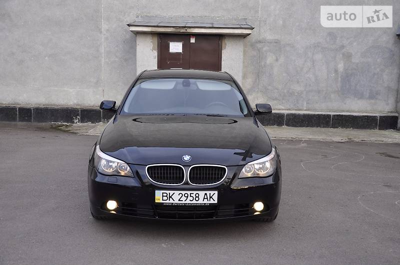 Седан BMW 5 Series 2004 в Ровно