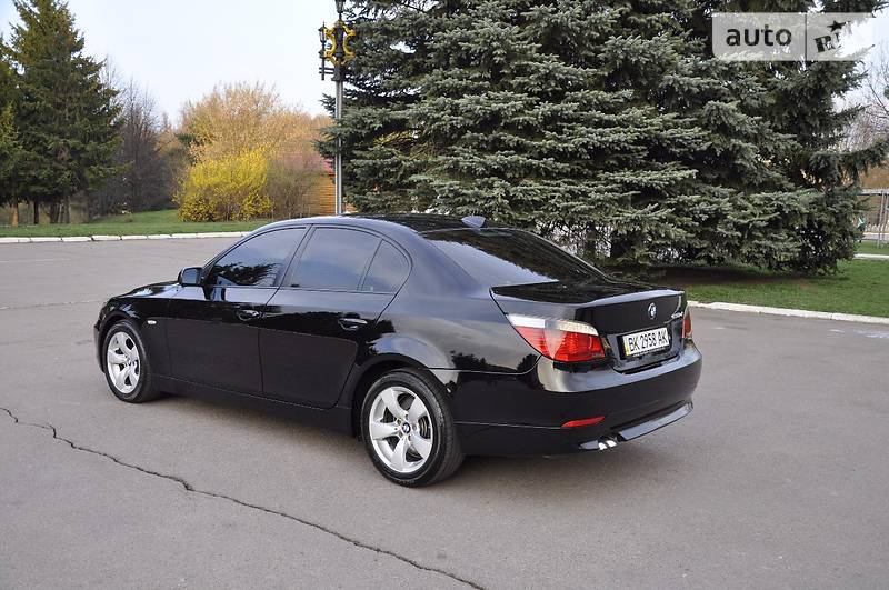 Седан BMW 5 Series 2004 в Ровно