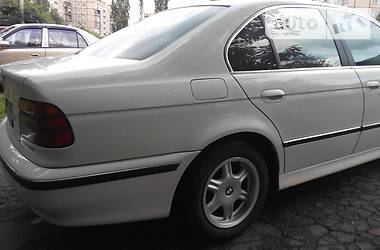 Седан BMW 5 Series 1997 в Кривом Роге