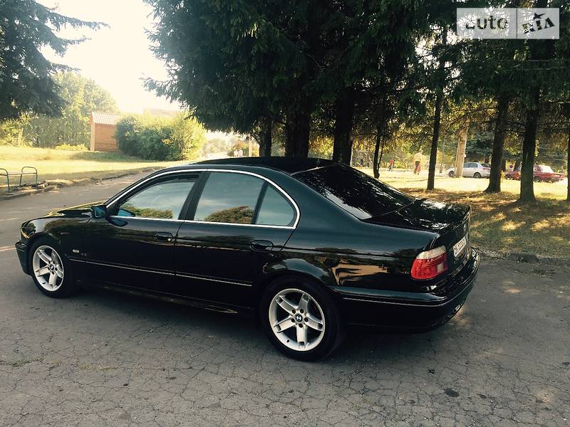 Седан BMW 5 Series 2003 в Ровно