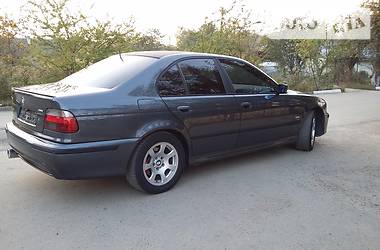 Седан BMW 5 Series 2002 в Калуші