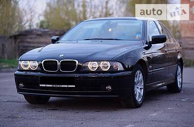 Седан BMW 5 Series 2002 в Дубно