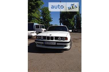 Седан BMW 5 Series 1990 в Одессе