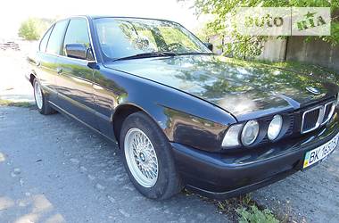 Седан BMW 5 Series 1991 в Вараше