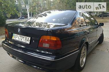 Седан BMW 5 Series 1998 в Запорожье