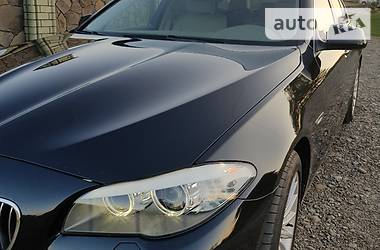 Седан BMW 5 Series 2012 в Черновцах