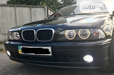 Седан BMW 5 Series 2001 в Харькове