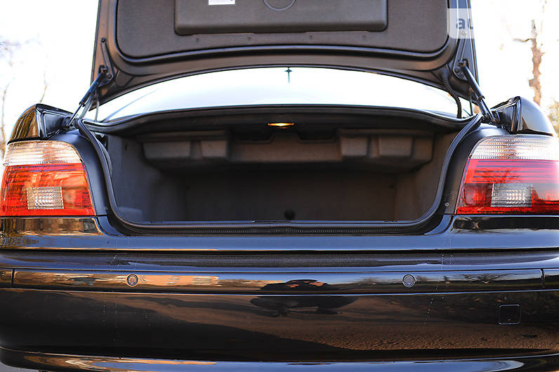 BMW 5 Series 2003 в Дубно