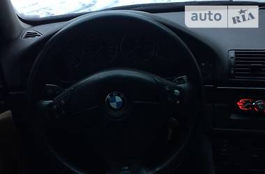 Седан BMW 5 Series 2001 в 