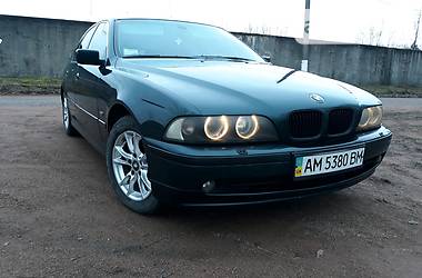 Седан BMW 5 Series 1996 в Коростене