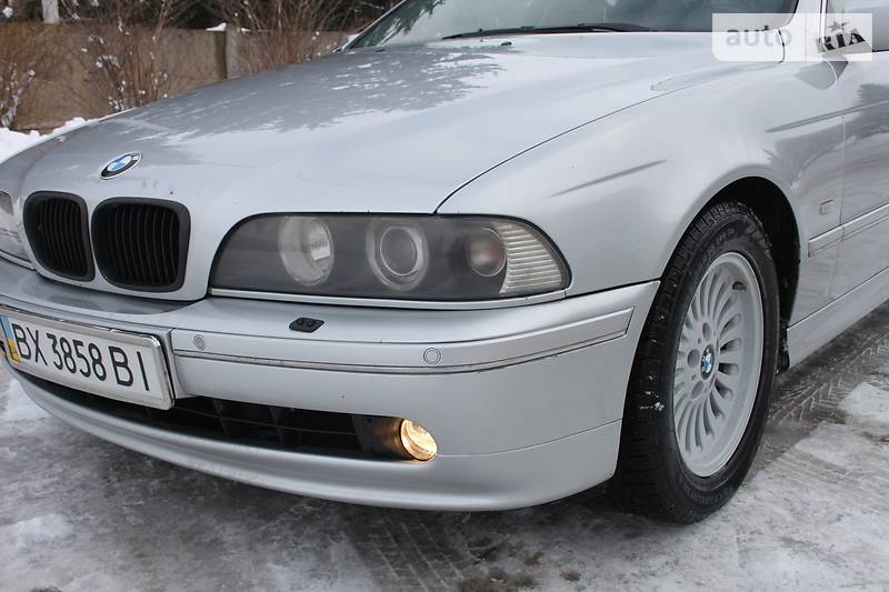 Седан BMW 5 Series 2003 в Волочиске