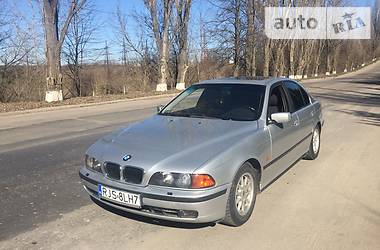 Седан BMW 5 Series 2000 в Умани