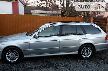 Универсал BMW 5 Series 2001 в Ровно