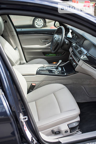 Седан BMW 5 Series 2012 в Киеве